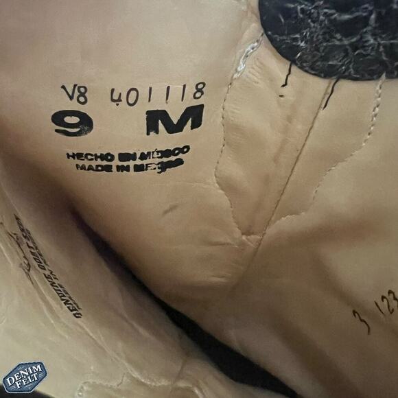 CORRAL Vintage Black Leather w/ Lizard Inlay Snip Toe Western/Cowboy Boots - Picture 16 of 16